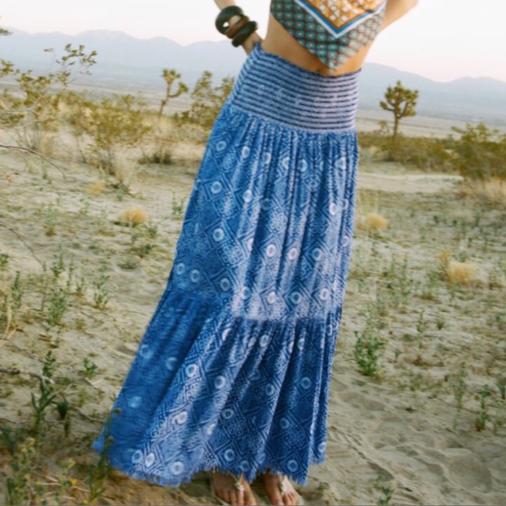 Zara Blue Maxi Skirt Size Medium